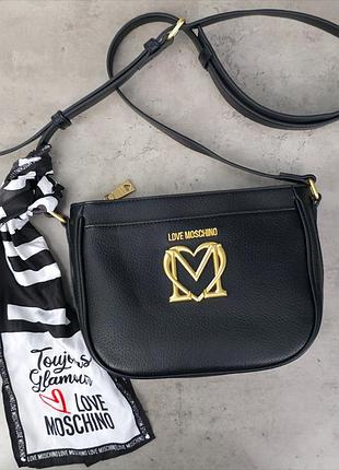 Сумка крос-боді від відомого італійського бренду love moschino