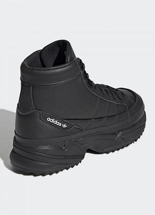 Женские кроссовки adidas 2