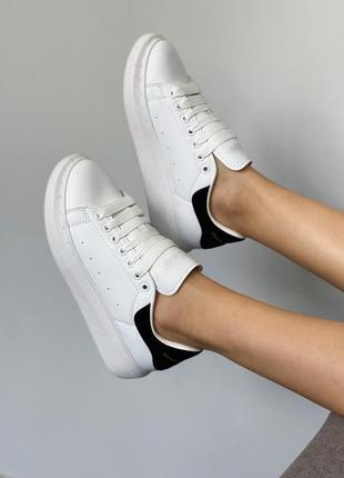 Жіночі кросівки mcqueen white/black1 фото