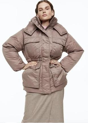 Жіночий пуховик h&m бежевий