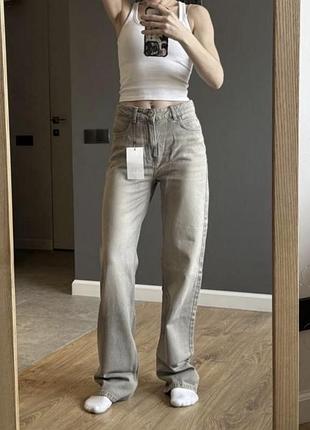 Прямі джинси від zara
