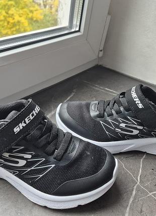 Skechers кроссовки