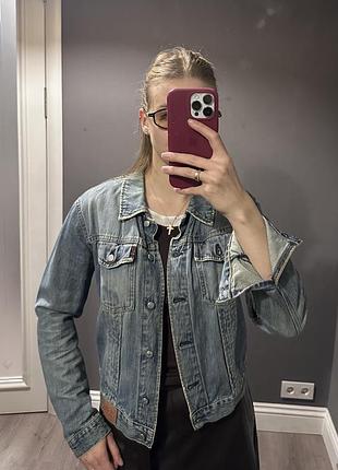 Жіноча джинсова куртка guess
