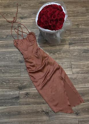 Сукня prettylittlething