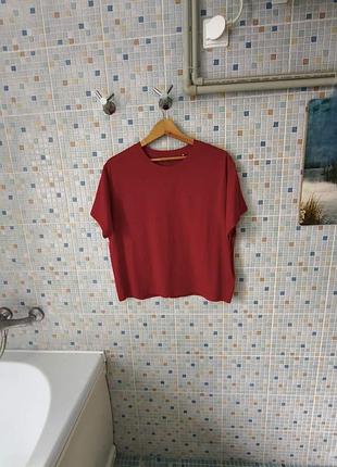 Футболка levis.