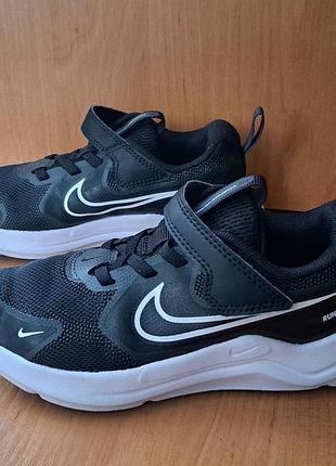 Кросівки оригінальні nike p31,5 2
