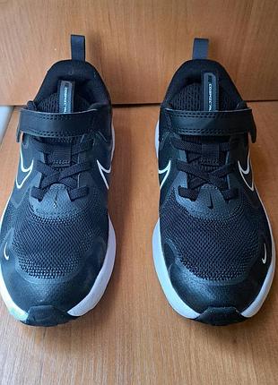 Кросівки оригінальні nike p31,5 4