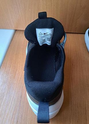 Кросівки оригінальні nike p31,5 5