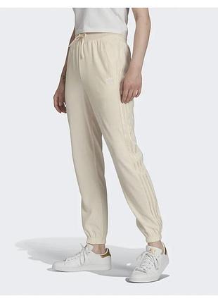 Велюрові джогери adidas originals slim velour jogger pants (wonder white)