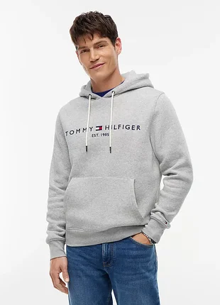 Худи от бренда tommy hilfiger