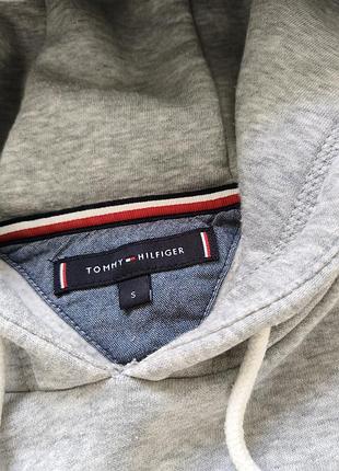 Худи от бренда tommy hilfiger 6