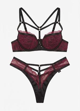 Розкішний мереживний комплект білизни ann summers з портупеєю: бюстгальтер 32a та трусики-стрінги uk 8 (розмір xs - s)