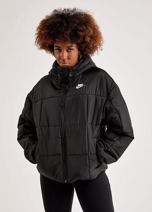 Оригінал! сша! жіноча куртка nike sportswear essential therma classic puffer fb7672-010 у новому стані