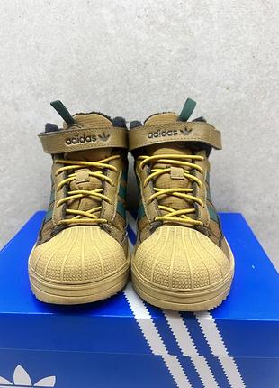 Кросівки дитячі унісекс adidas originals superstar winter trek