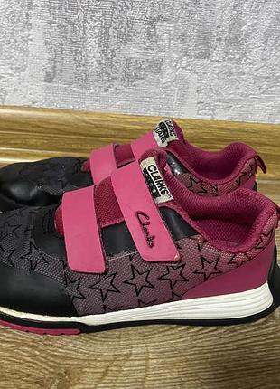Кросівки для дівчинки clarks чорні з рожевим
