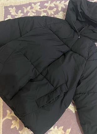 Куртка zara чорна з капюшоном