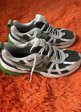 Кросівки nike сіро-зелені