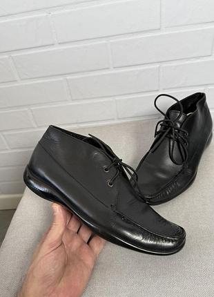 Prada оригінал чоловічі шкіряні демісезонні черевики розмір 41-42