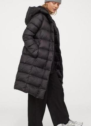 Пальто-пуховик h&m жіноче чорне стьобане з капюшоном