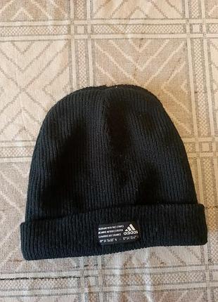 Шапка adidas. размер 54-57