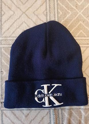 Шапка calvin klein jeans. one size.