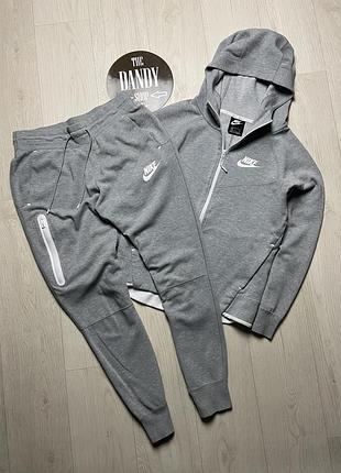 Женский спортивный костюм nike tech fleece, размер s-m