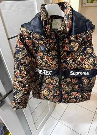 Куртка для дівчинки supreme gore-tex зимова з квітковим принтом
