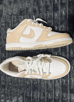 Кросівки nike dunk low білі з бежевим