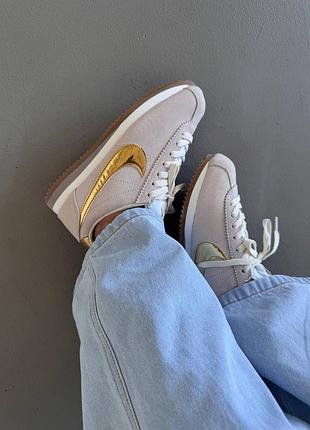 Кроссовки женские nike cortez | beige / gold