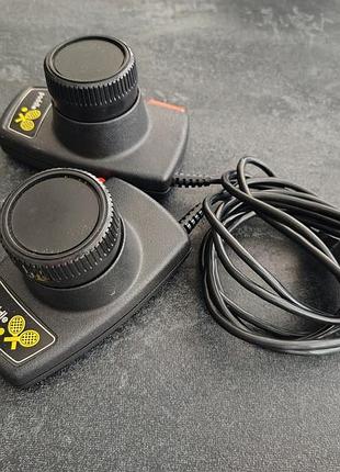 Игровые контроллеры atari paddles (atari 2600)