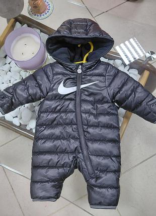 Комбенизон nike на новорожденного.