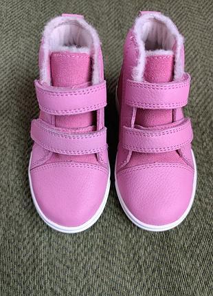 Черевики для дівчинки ugg рожеві 3