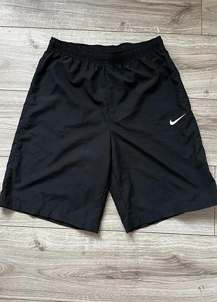 Чоловічі спортивні шорти nike чорні