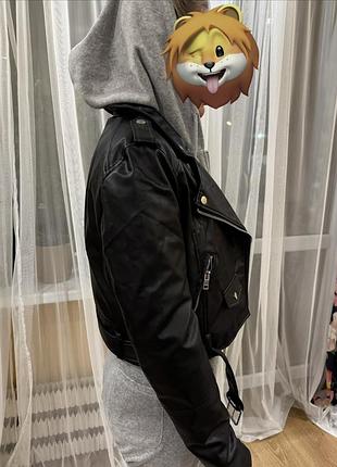 Продам куртку жіночі кожанку pull&bear 6