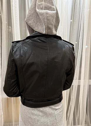 Продам куртку жіночі кожанку pull&bear 7