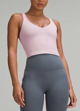 Укороченный топ-майка lululemon align™ tank top в одном из фирменных приглушенно-розовых оттенков