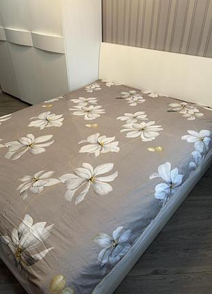 Двоспальне ліжко 160х200 см з матрацом та узголів'ям