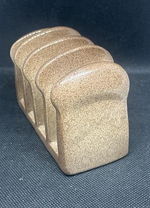 Вінтажна керамічна підставка для тостів (toast rack) у формі скибочок хліба, виготовлена англійським брендом carlton ware у 1970–1980 роках