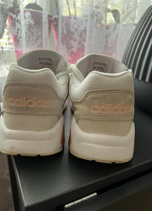 Кросівки adidas білі 4