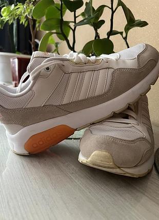 Кросівки adidas білі 2