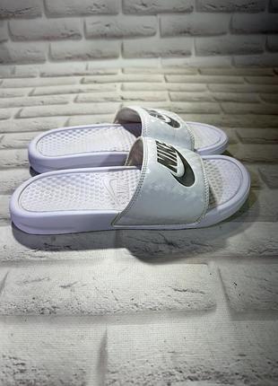 Шльопки nike 4