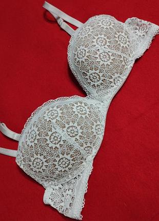 Бюстгальтер intimissimi , плотная чашка без косточек 80 в пуш -ап большой, принимаю заказы от 100 гр