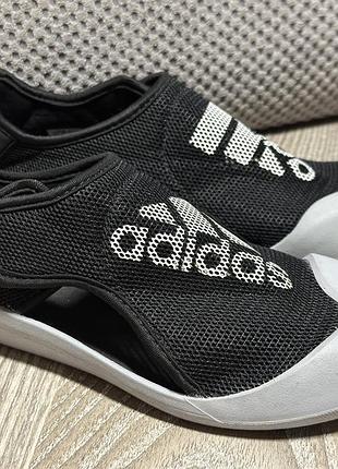 Оригінальні сандалії adidas altaventure аквашузи розмір eur 33