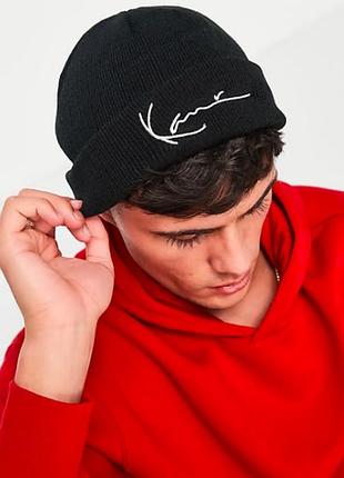 Черная шапка унисекс стритвир Бини karl kani signature beanie