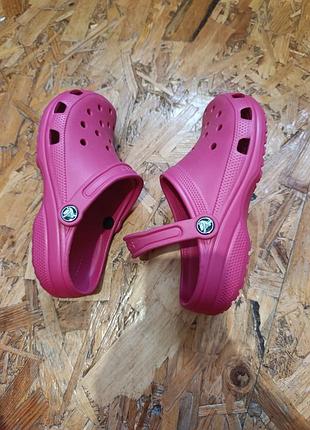 Оригінальні шльопанці crocs m4 w6 4