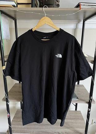 The north face чоловіча футболка розмір l
