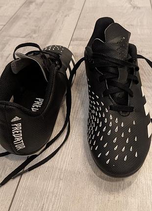 Бутси для хлопчика adidas predator чорні
