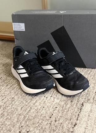 Кросівки adidas 33 р