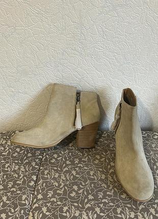 Козаки челси ботинки clarks pier one 5