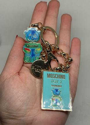 Оригінал moschino брелок 8